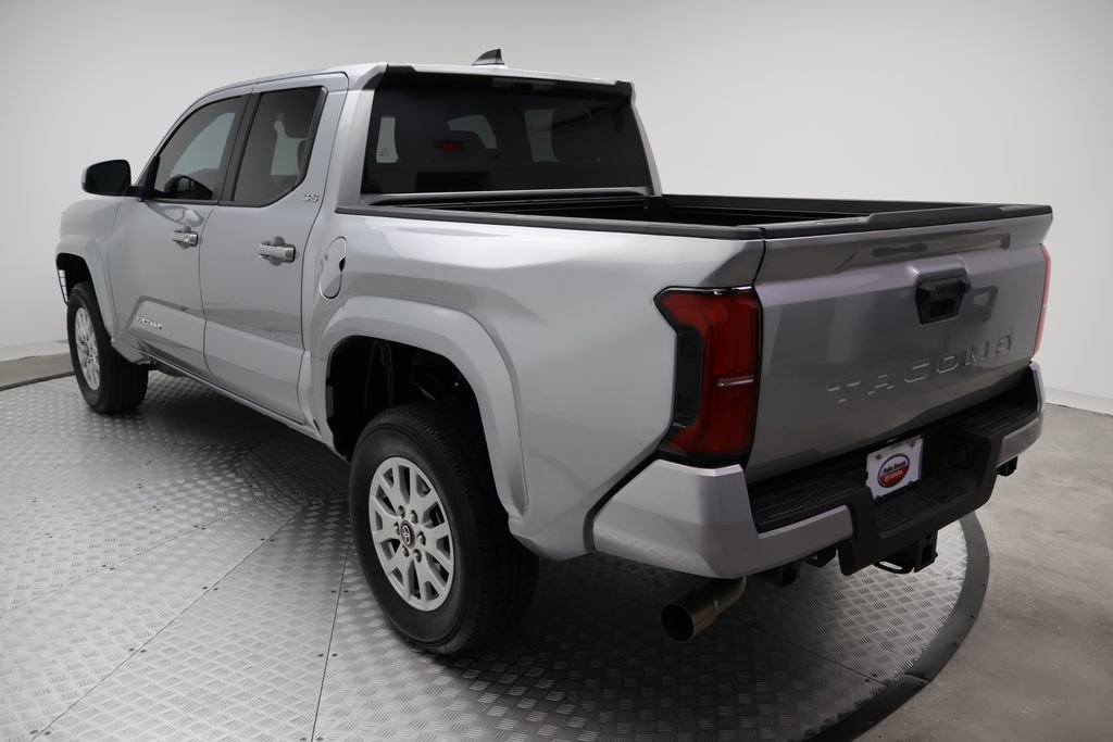 Certified 2025 Toyota Tacoma SR5 image 11