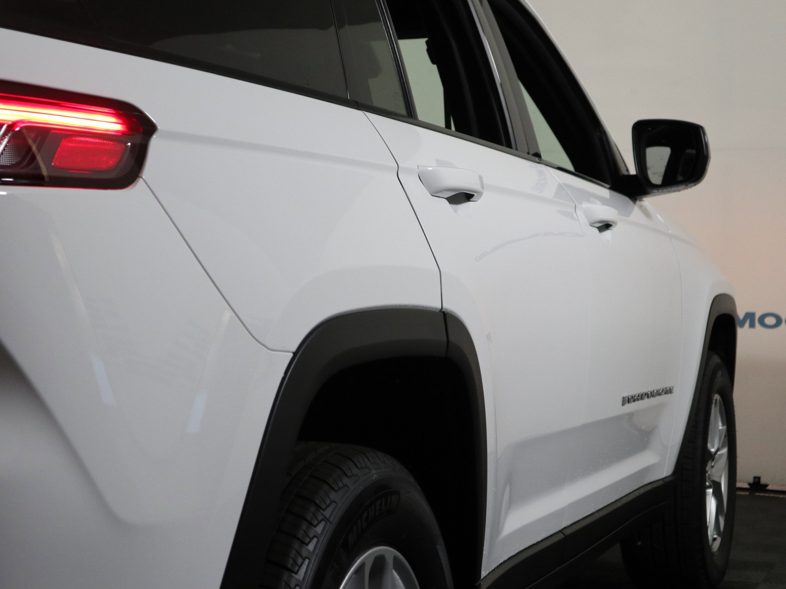 New 2026 Jeep Grand Cherokee Laredo X AWD/4WD image 5