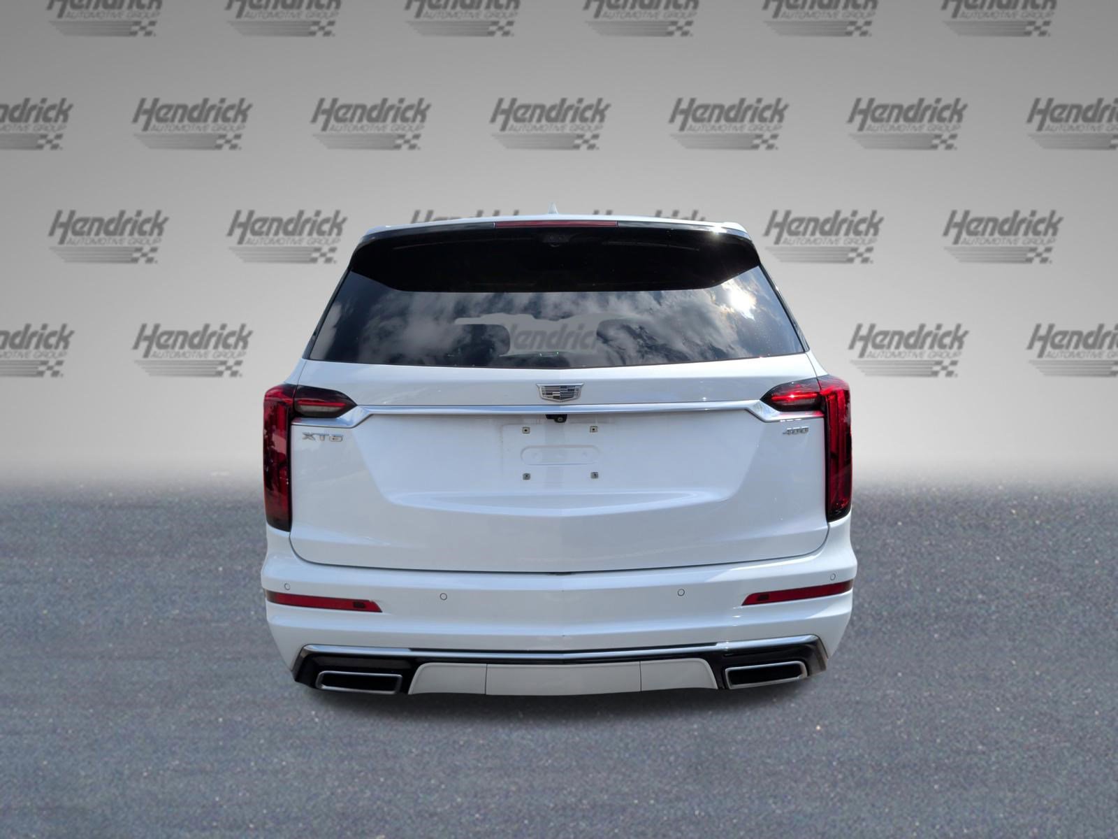 Used 2023 Cadillac XT6 Premium Luxury w/ Platinum Package FWD image 8