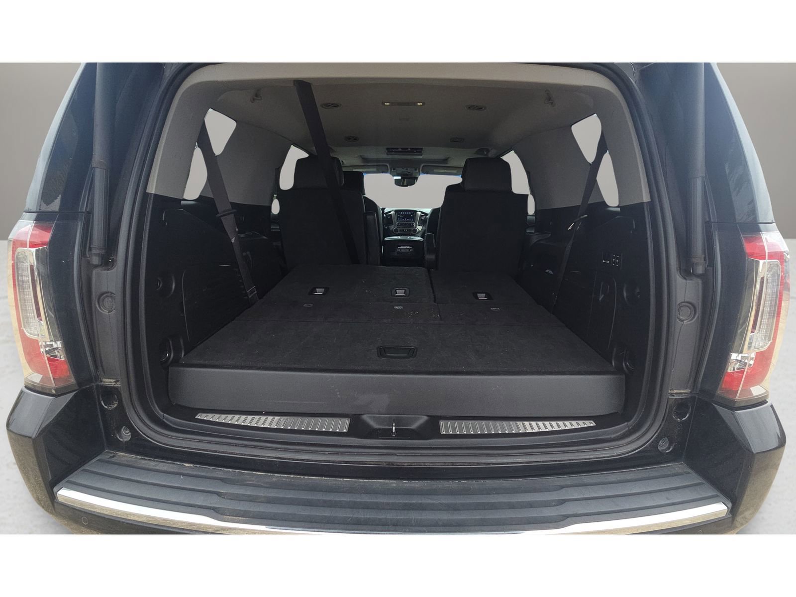 Used 2019 GMC Yukon Denali w/ Denali Ultimate Package image 27