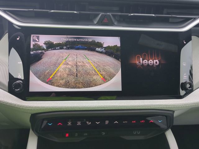 New 2026 Jeep Cherokee Laredo AWD/4WD image 17