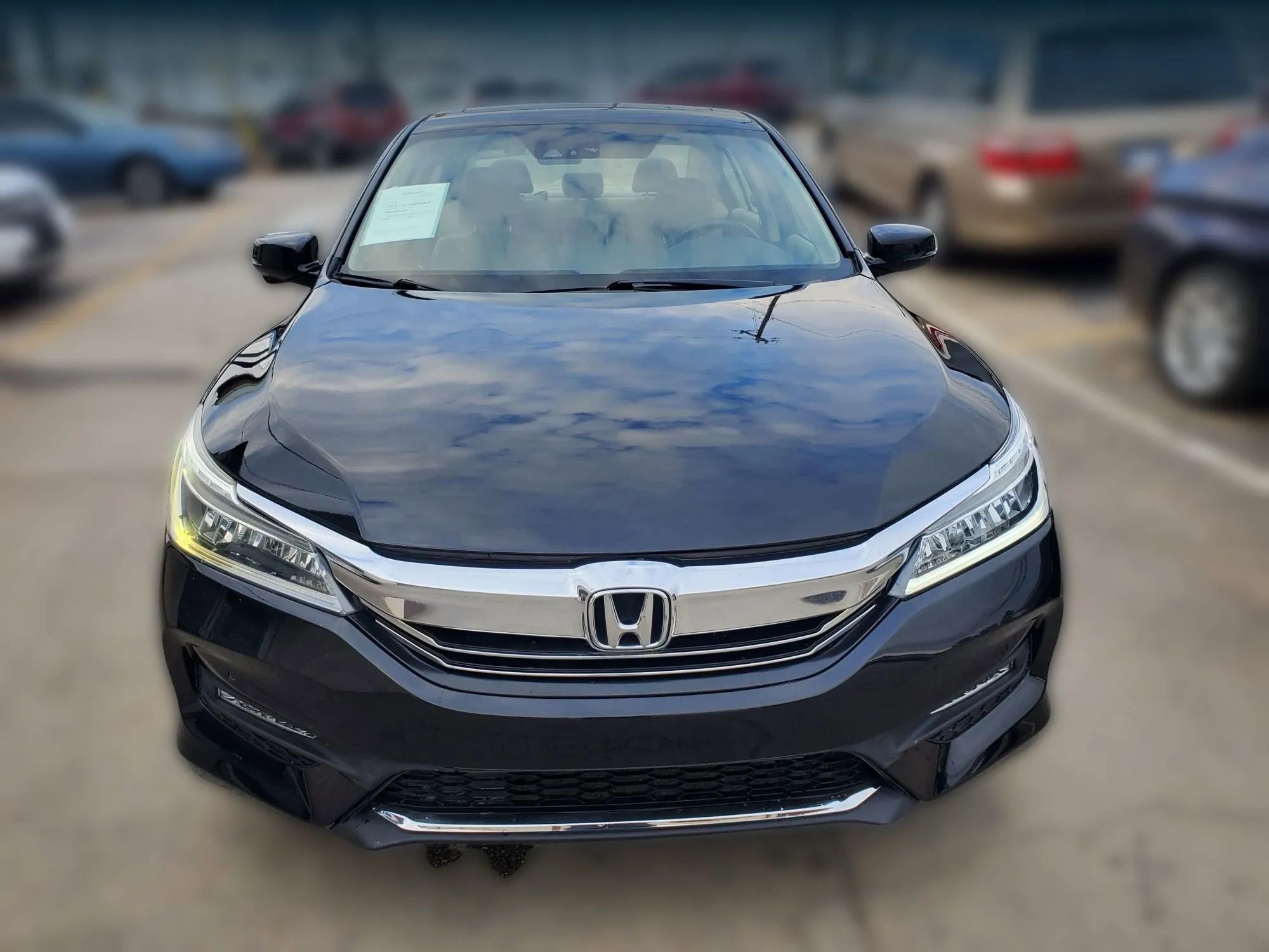 Used 2017 Honda Accord Touring image 19