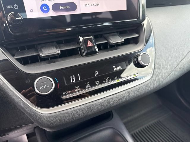 Used 2024 Toyota Corolla LE FWD image 32