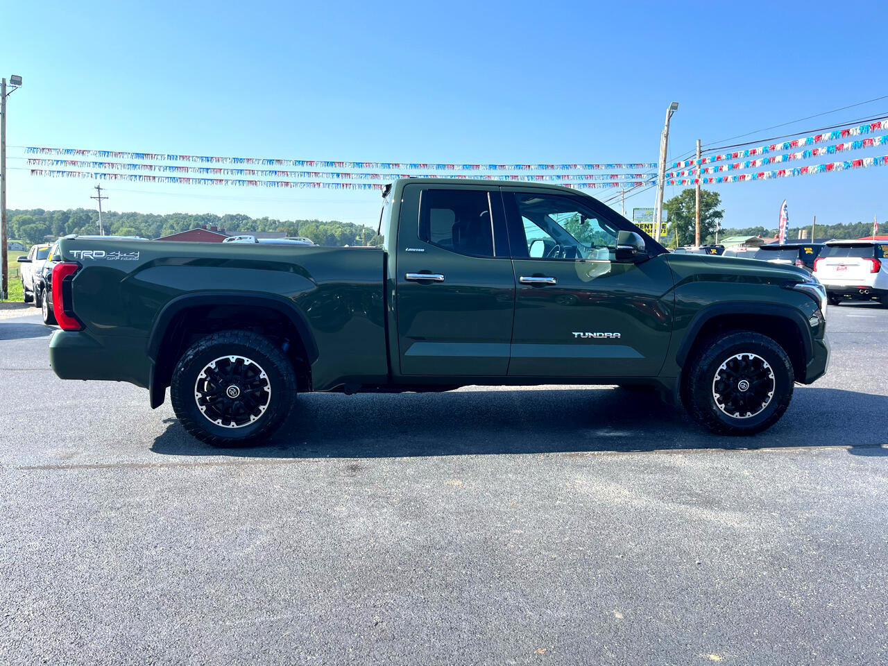 Used 2022 Toyota Tundra Limited image 6