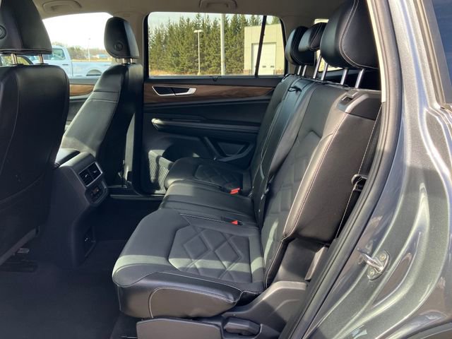 Used 2024 Volkswagen Atlas SE image 20