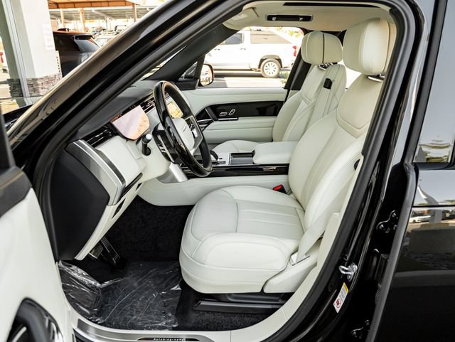 New 2026 Land Rover Range Rover Long Wheelbase Autobiography AWD/4WD image 14