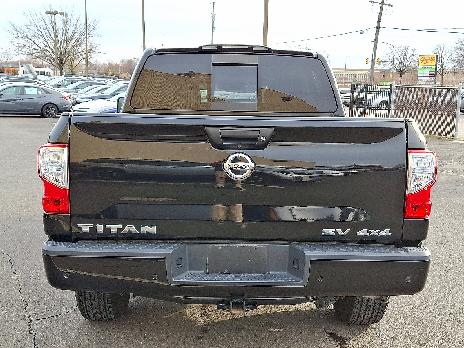 Used 2021 Nissan Titan SV w/ SV Convenience Package image 5