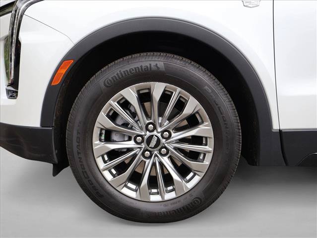 Used 2024 Cadillac XT4 Premium Luxury AWD/4WD image 29