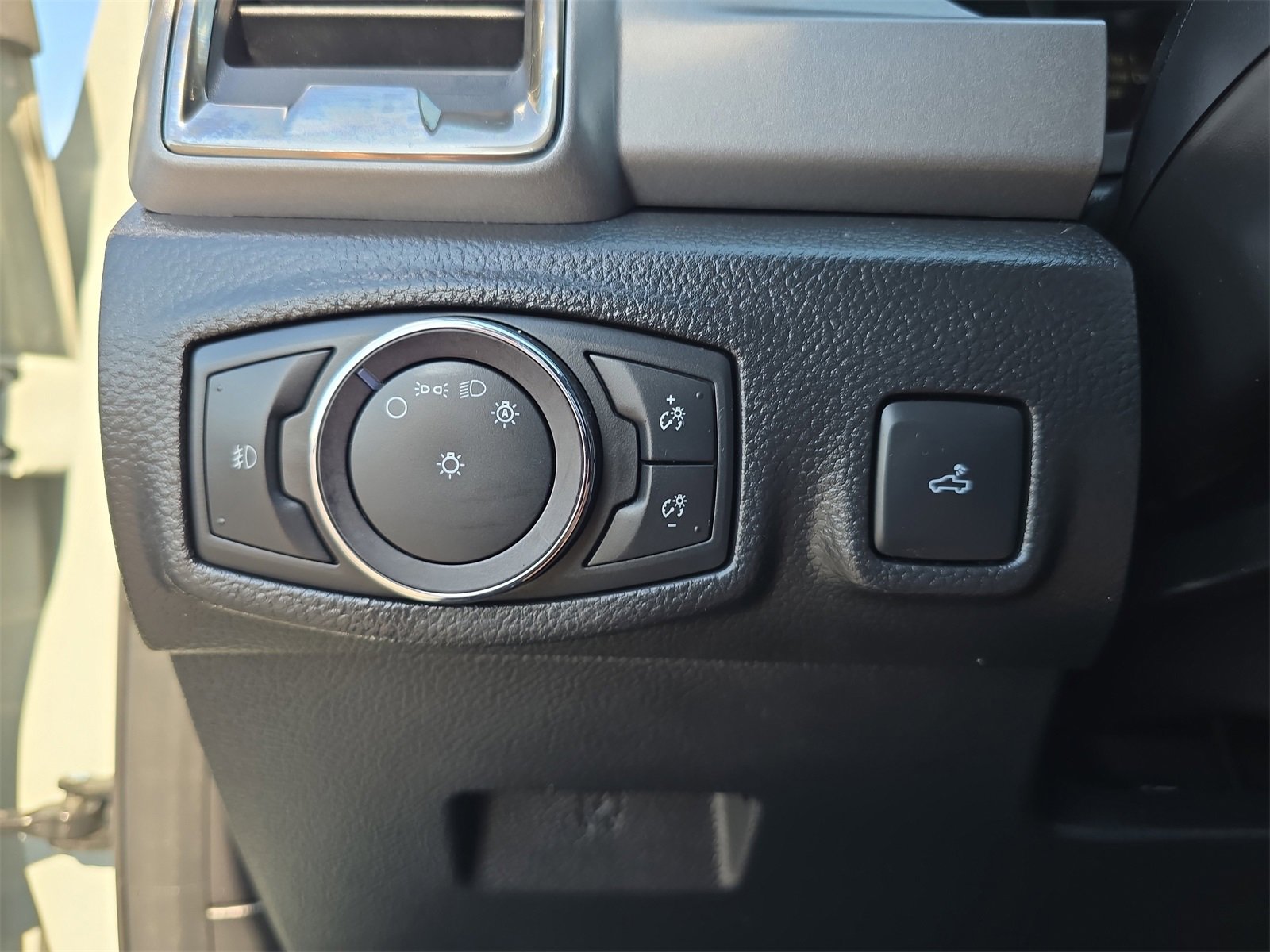 Certified 2021 Ford Ranger XLT w/ Equipment Group 301A Mid image 20