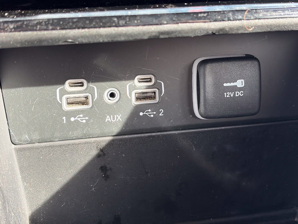 Certified 2023 Jeep Grand Cherokee Limited AWD/4WD image 31