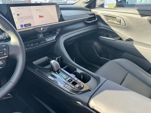 Used 2025 Toyota Crown Signia image 19