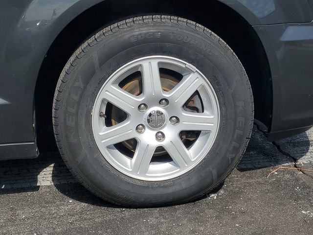 Used 2012 Chrysler Town & Country Touring w/ Entertainment Group #1 image 6