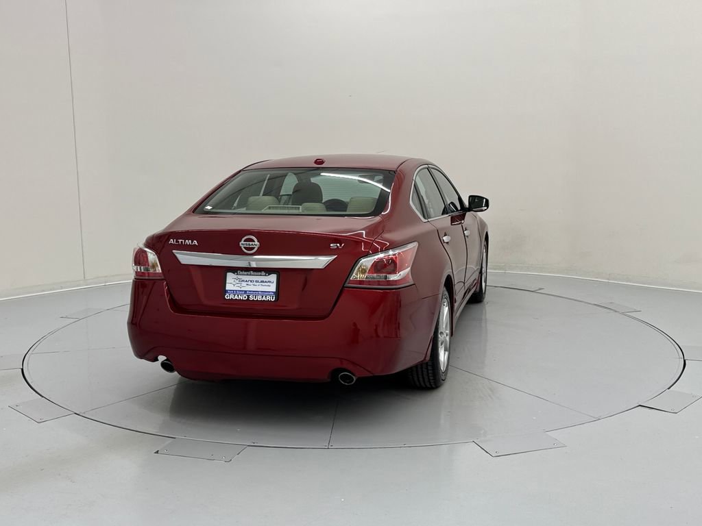Used 2015 Nissan Altima 2.5 SV w/ Convenience Package FWD image 5
