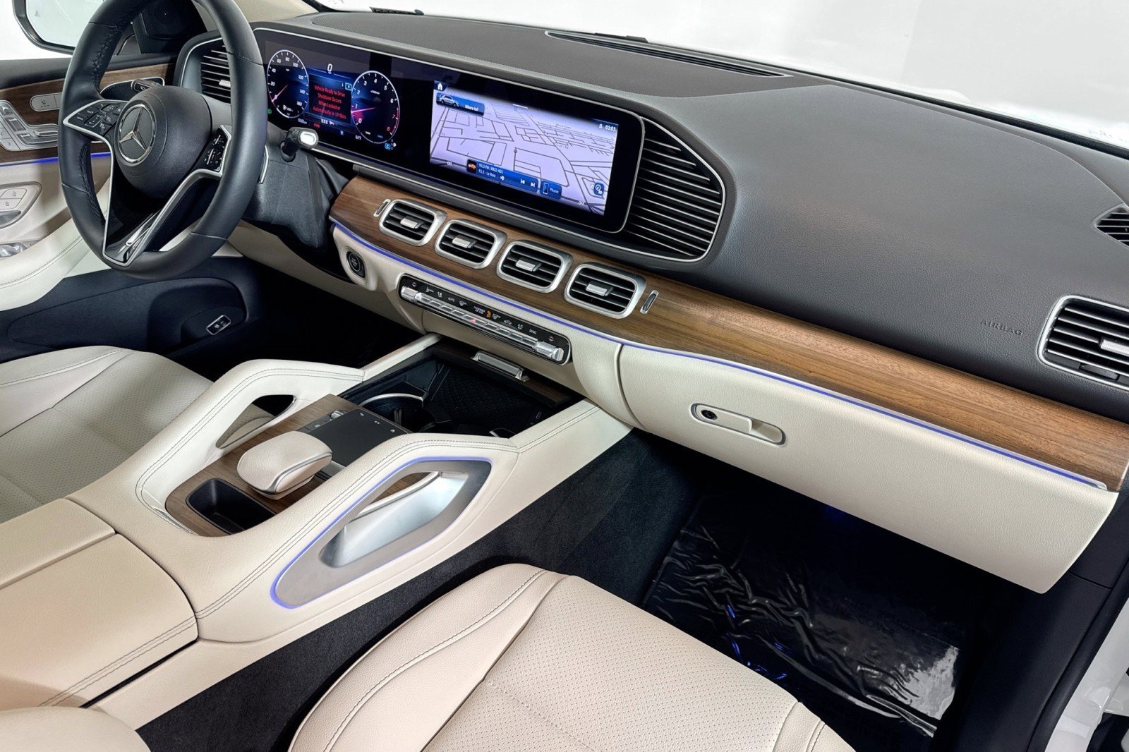 Used 2025 Mercedes-Benz GLE 350 4MATIC image 28