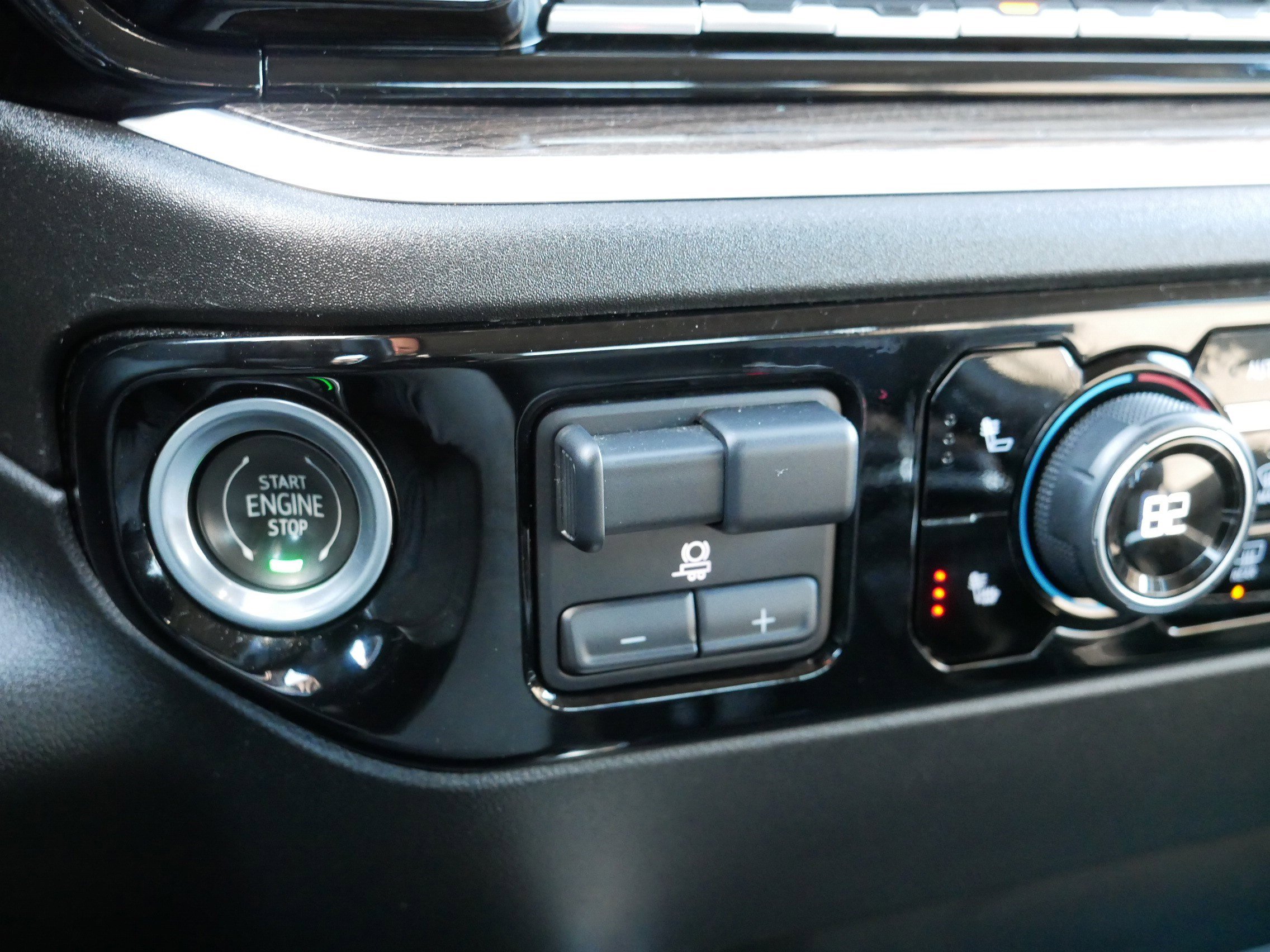 Used 2022 Chevrolet Silverado 1500 LT w/ LPO, Chrome Package image 32