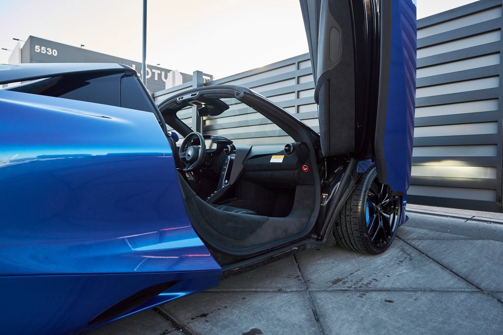 Used 2026 McLaren 750S Spider image 27
