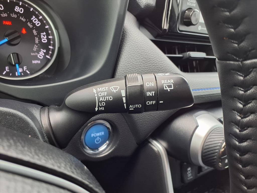 Used 2022 Toyota RAV4 SE w/ Convenience Package image 19