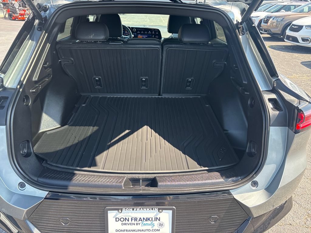 Used 2024 Chevrolet Equinox EV LT FWD image 9