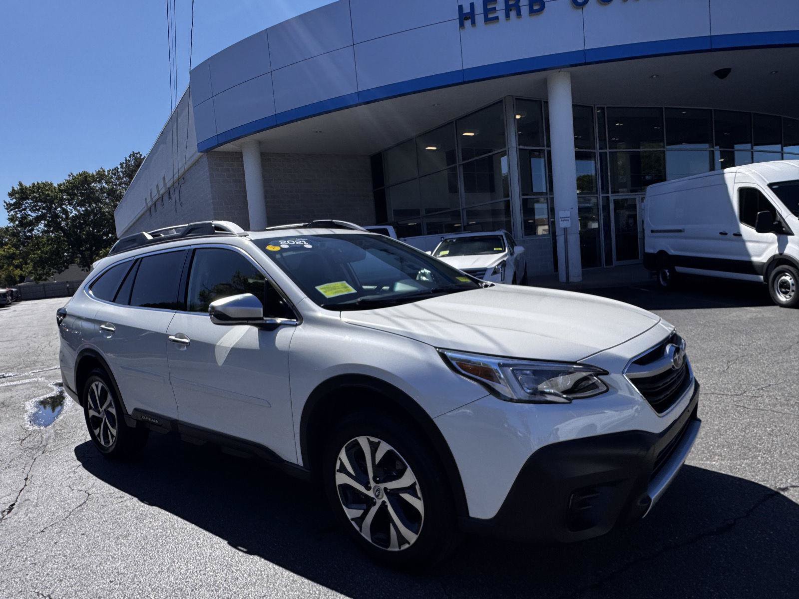 Used 2021 Subaru Outback Touring AWD/4WD image 1