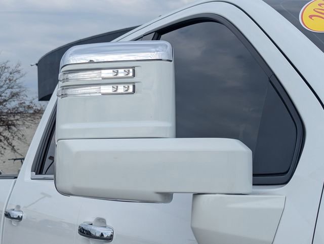 Used 2020 Chevrolet Silverado 2500 High Country w/ Z71 Off-Road Package image 12