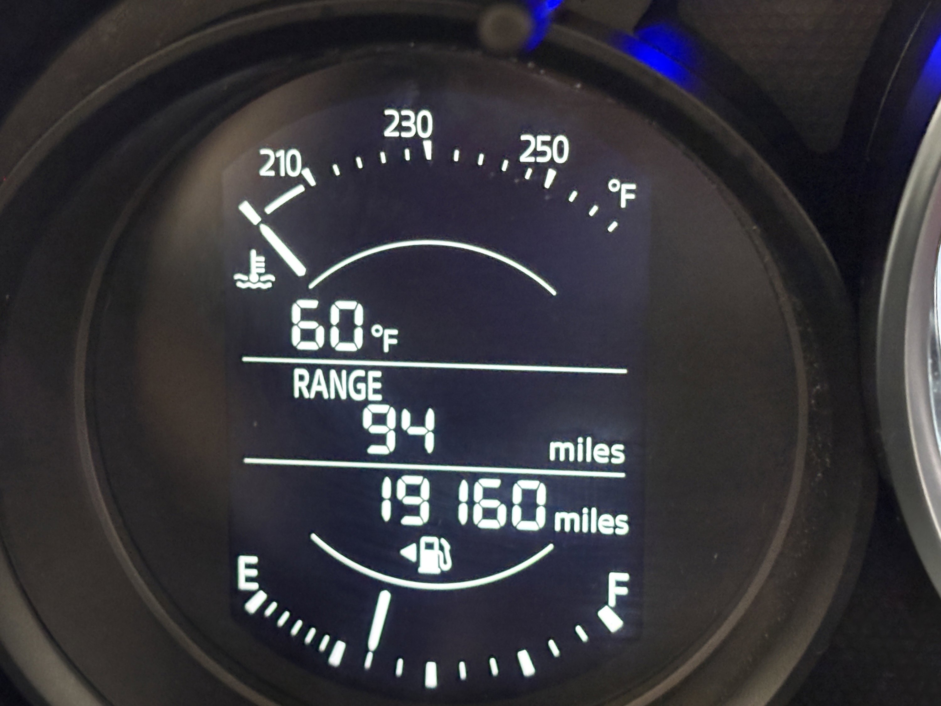 Used 2018 FIAT 124 Spider Classica w/ Technology Group image 38