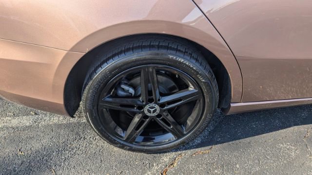 Used 2021 Mercedes-Benz A 220 4MATIC image 12