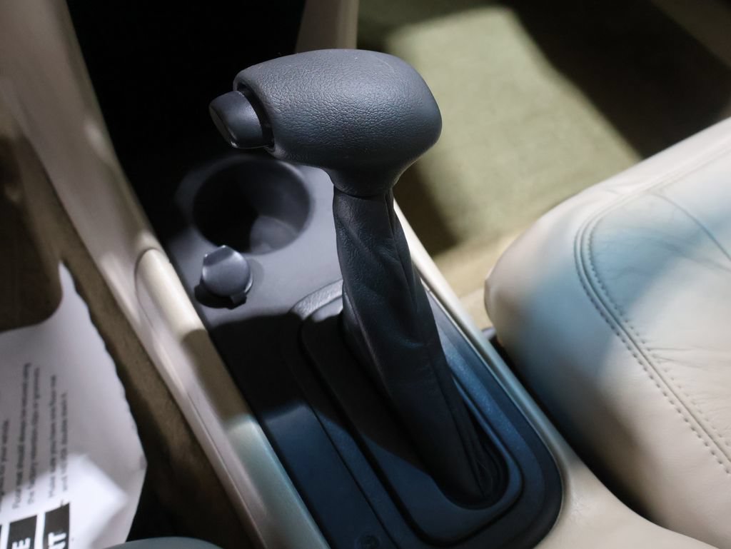 Used 2005 Chevrolet Impala LS w/ Preferred Equipment Group FWD image 25