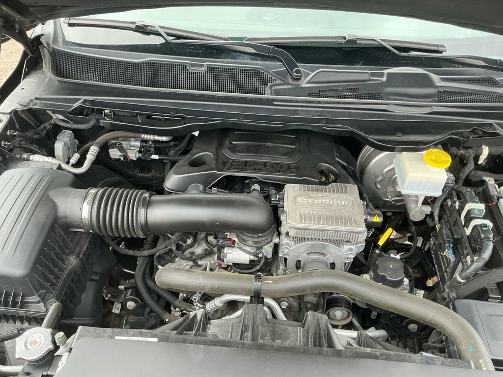Used 2024 RAM 1500 Laramie image 25