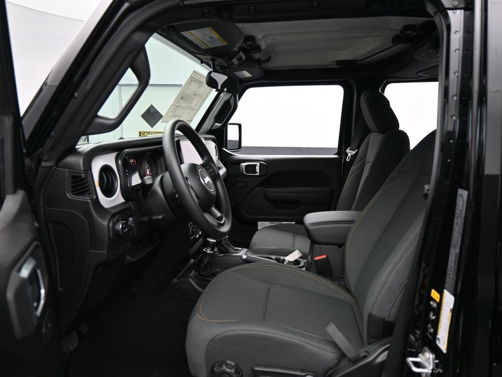 New 2026 Jeep Gladiator Sport AWD/4WD image 11