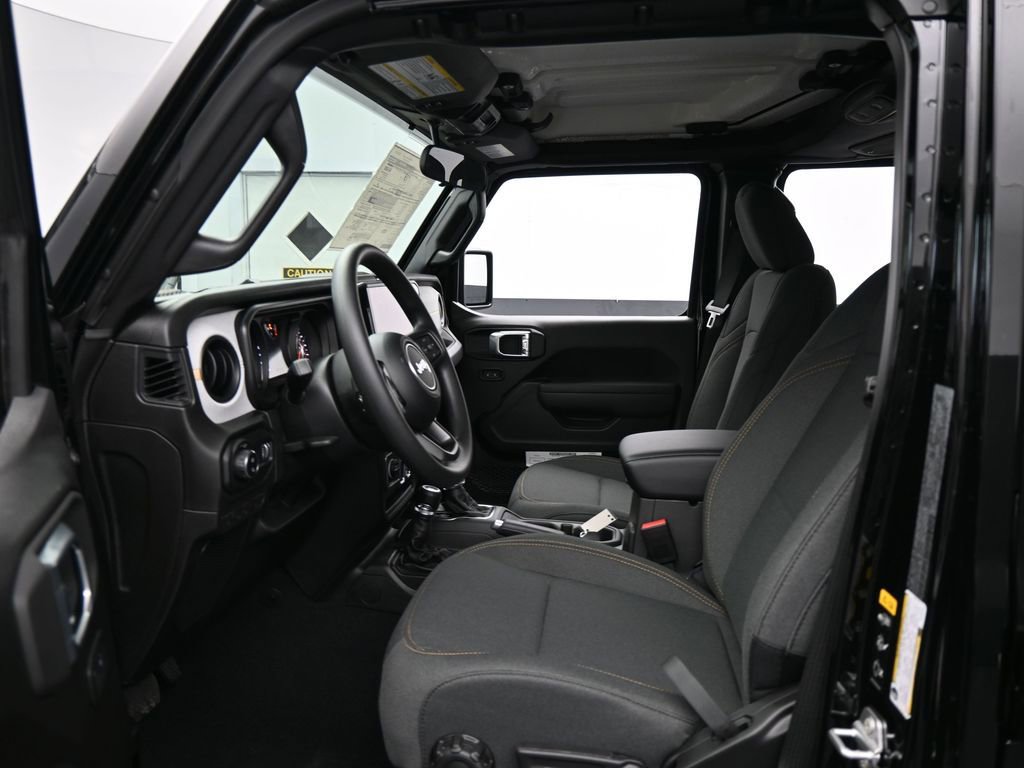 New 2026 Jeep Gladiator Sport AWD/4WD image 11