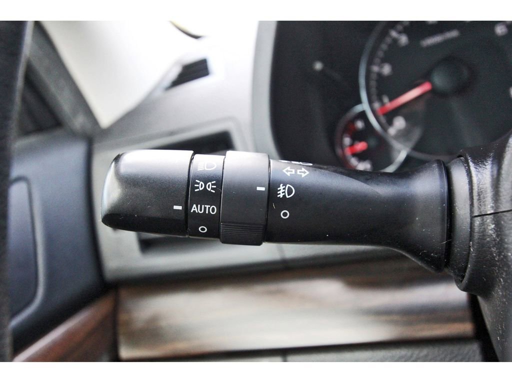 Used 2013 Subaru Outback 3.6R Limited w/ Special Appearance Pkg image 21