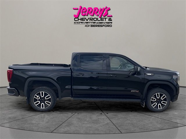 Used 2024 GMC Sierra 1500 AT4 w/ Technology Package image 6