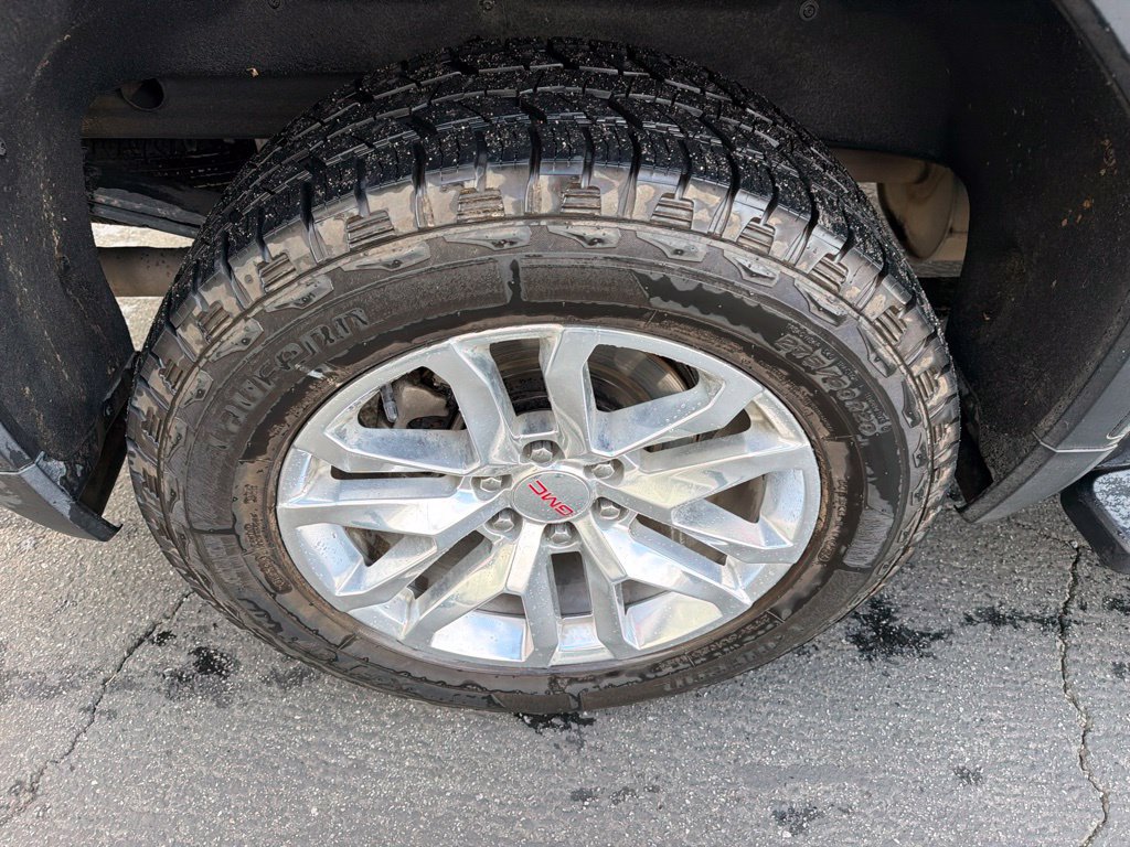 Used 2019 GMC Sierra 1500 SLT w/ SLT Premium Package AWD/4WD image 10
