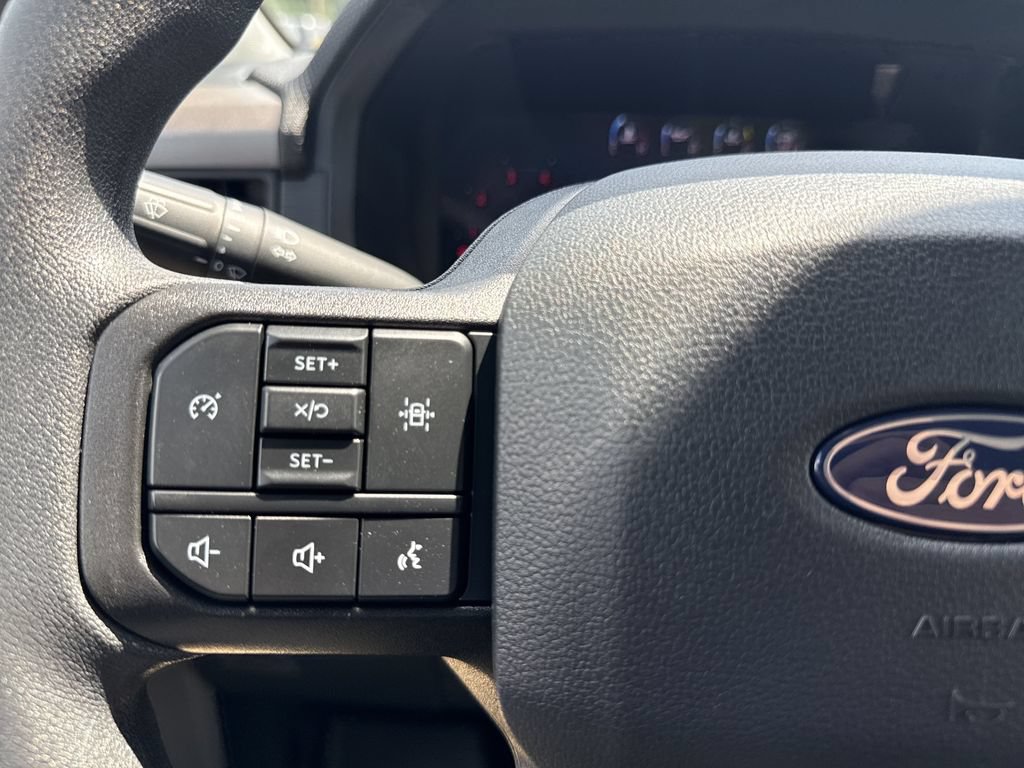 Used 2025 Ford F150 XL RWD image 23