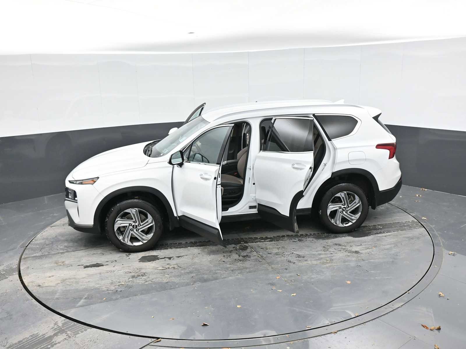 Used 2023 Hyundai Santa Fe SEL image 44
