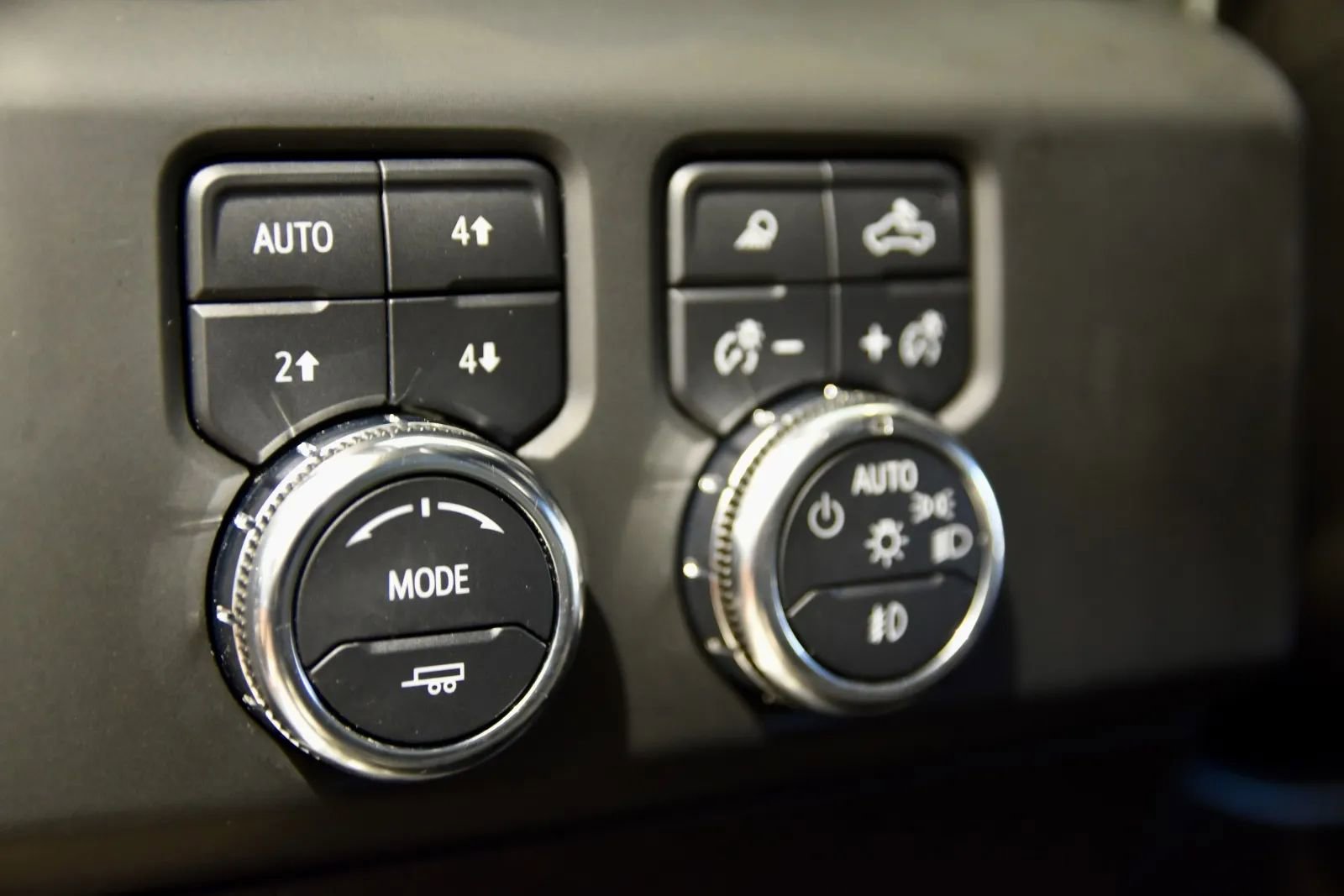 Used 2024 GMC Sierra 1500 Denali w/ Technology Package image 17