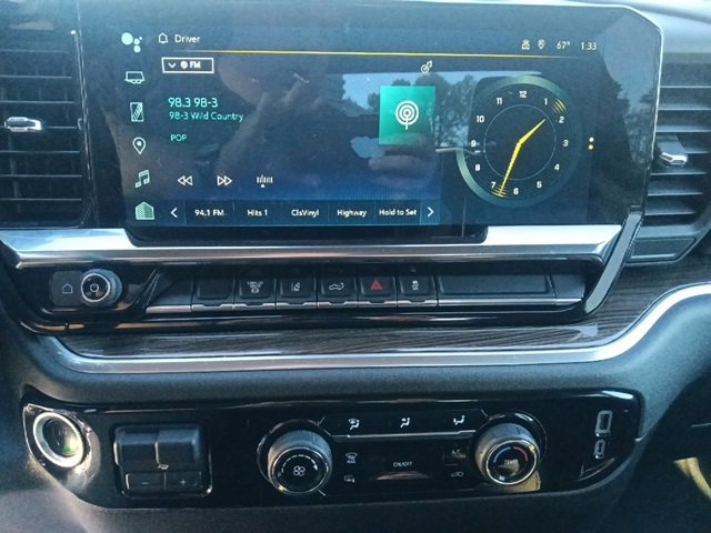 Used 2024 Chevrolet Silverado 2500 LT image 21