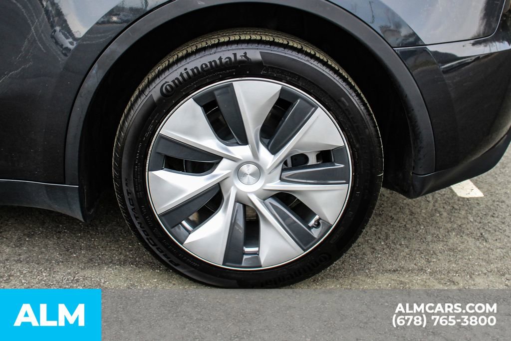 Used 2024 Tesla Model Y Long Range AWD/4WD image 15