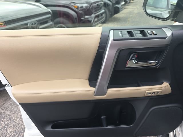 Certified 2020 Toyota 4Runner Limited AWD/4WD image 15