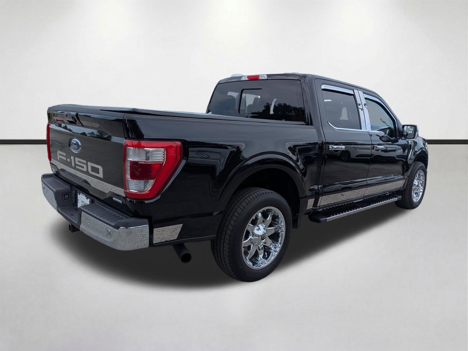 Used 2021 Ford F150 Lariat RWD image 4