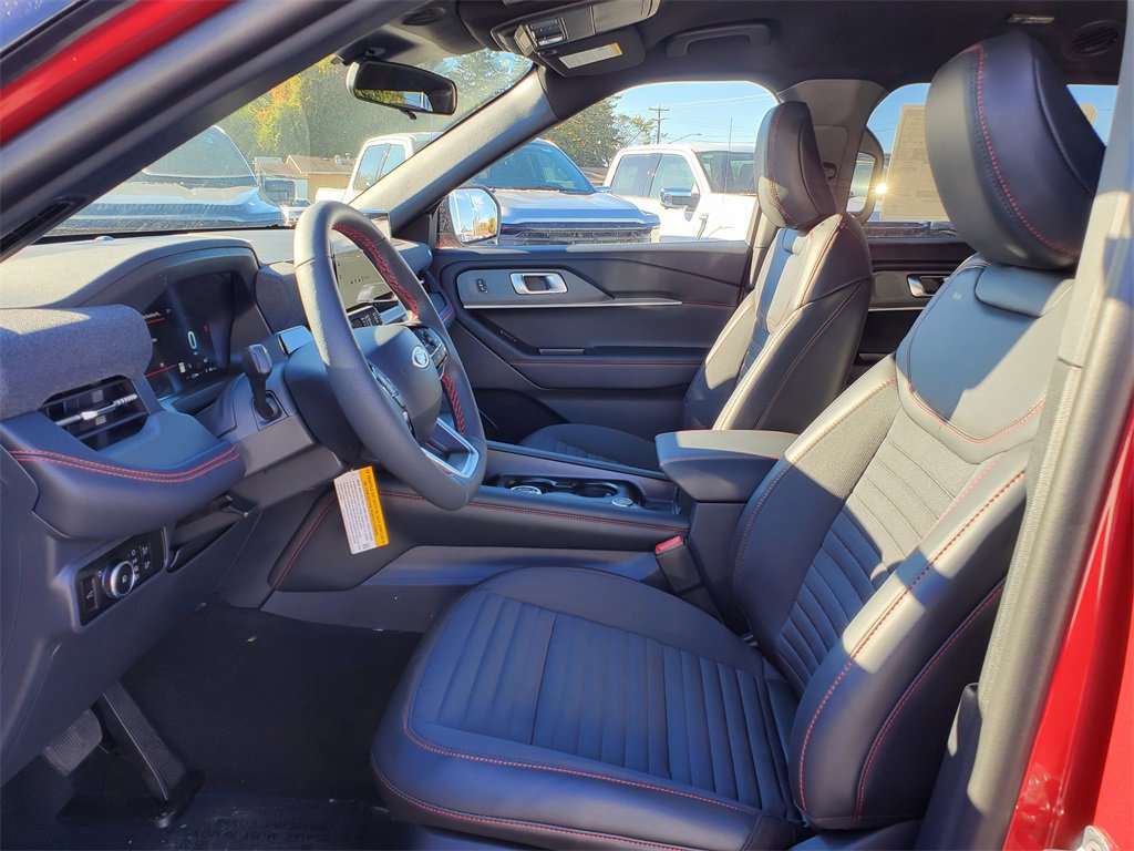 New 2026 Ford Explorer ST-Line image 8