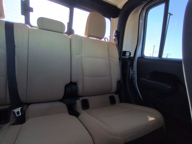Used 2020 Jeep Gladiator Sport w/ Quick Order Package 24S image 6