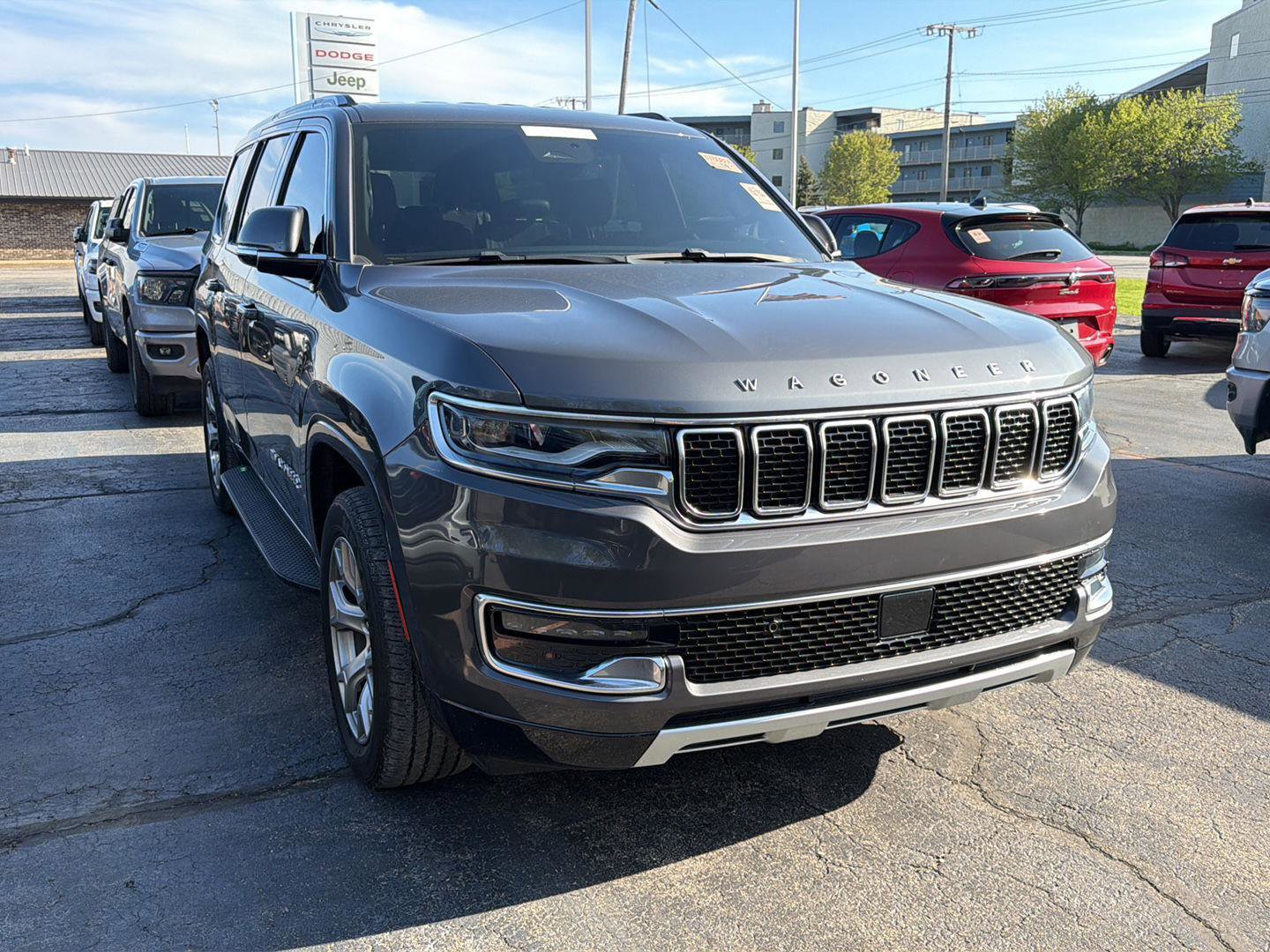 Used 2022 Jeep Wagoneer Series II AWD/4WD image 3