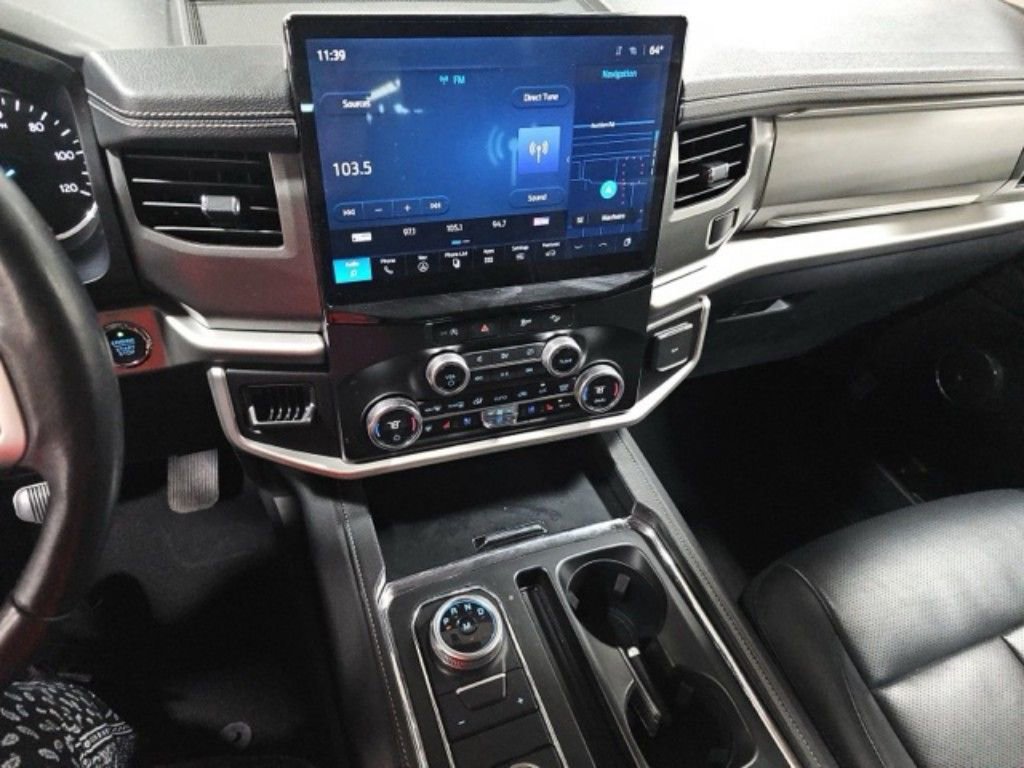 Used 2024 Ford Expedition Max XLT image 11