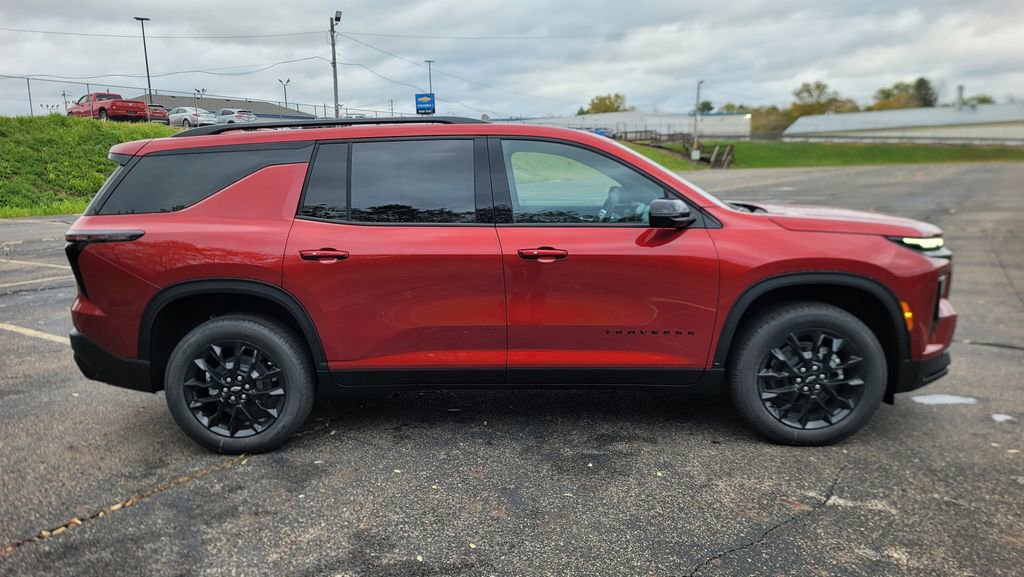New 2026 Chevrolet Traverse LT w/ Midnight/Sport Edition image 12