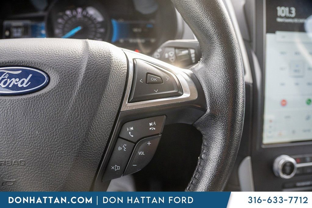 Used 2022 Ford Edge SEL image 13