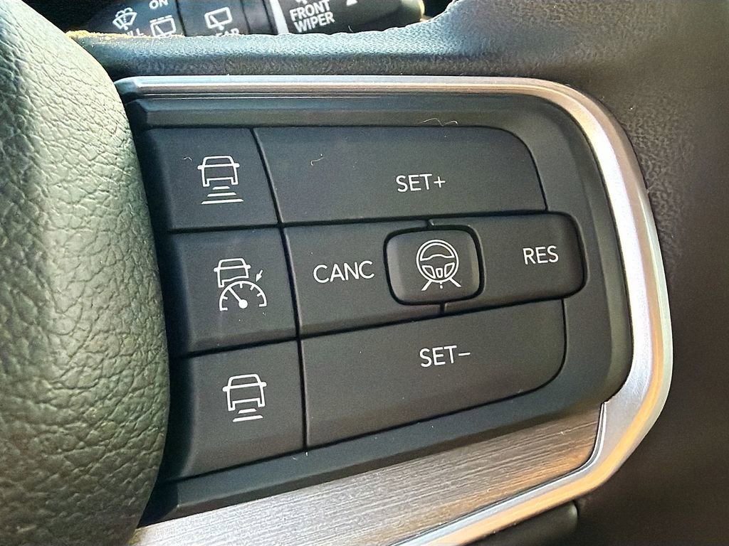 New 2026 Jeep Grand Wagoneer Limited AWD/4WD image 38
