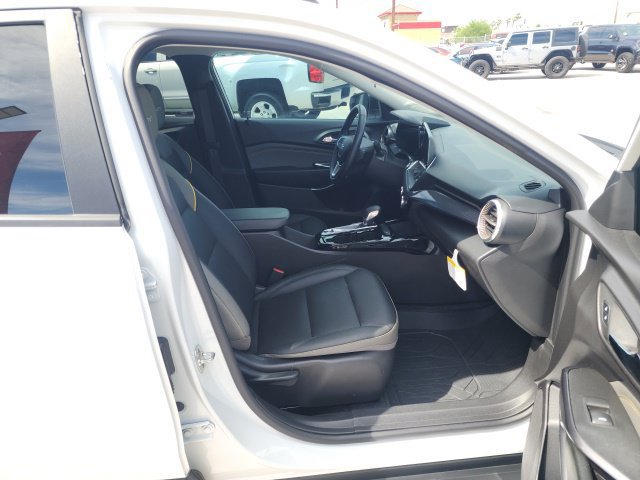 Used 2025 Chevrolet Trax ACTIV w/ Driver Confidence Package FWD image 26