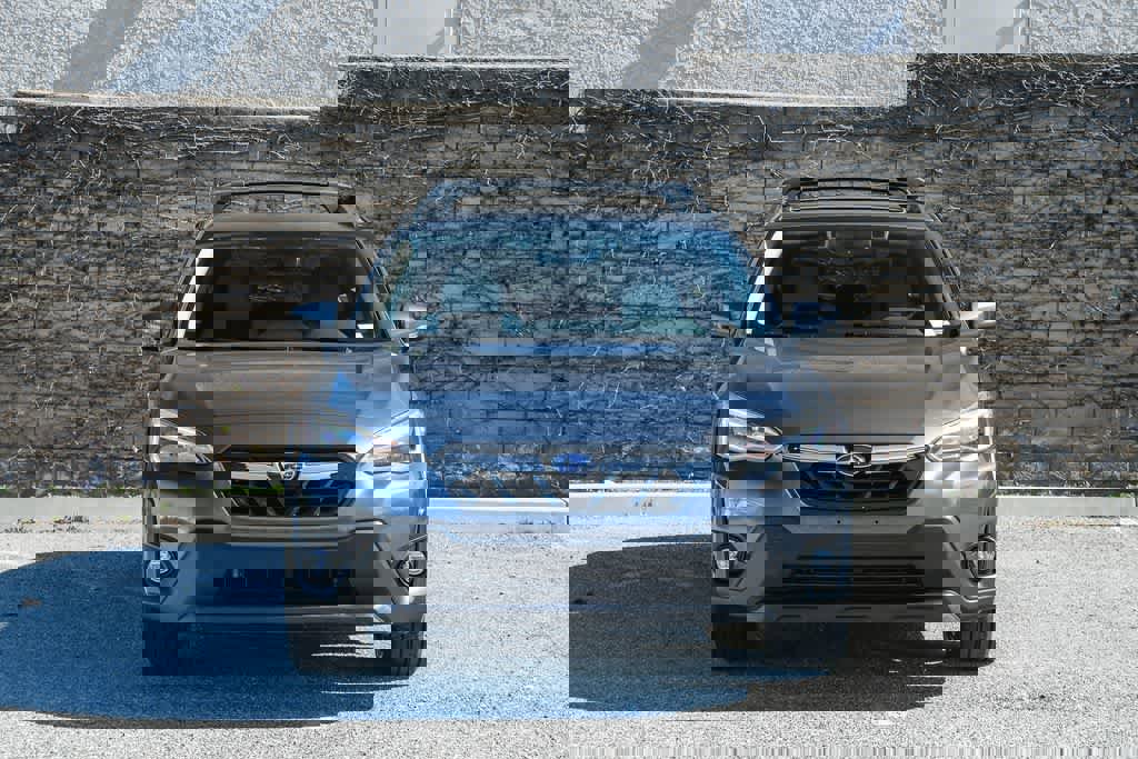 Used 2022 Subaru Crosstrek 2.5i Limited w/ Moonroof Package 2 image 2