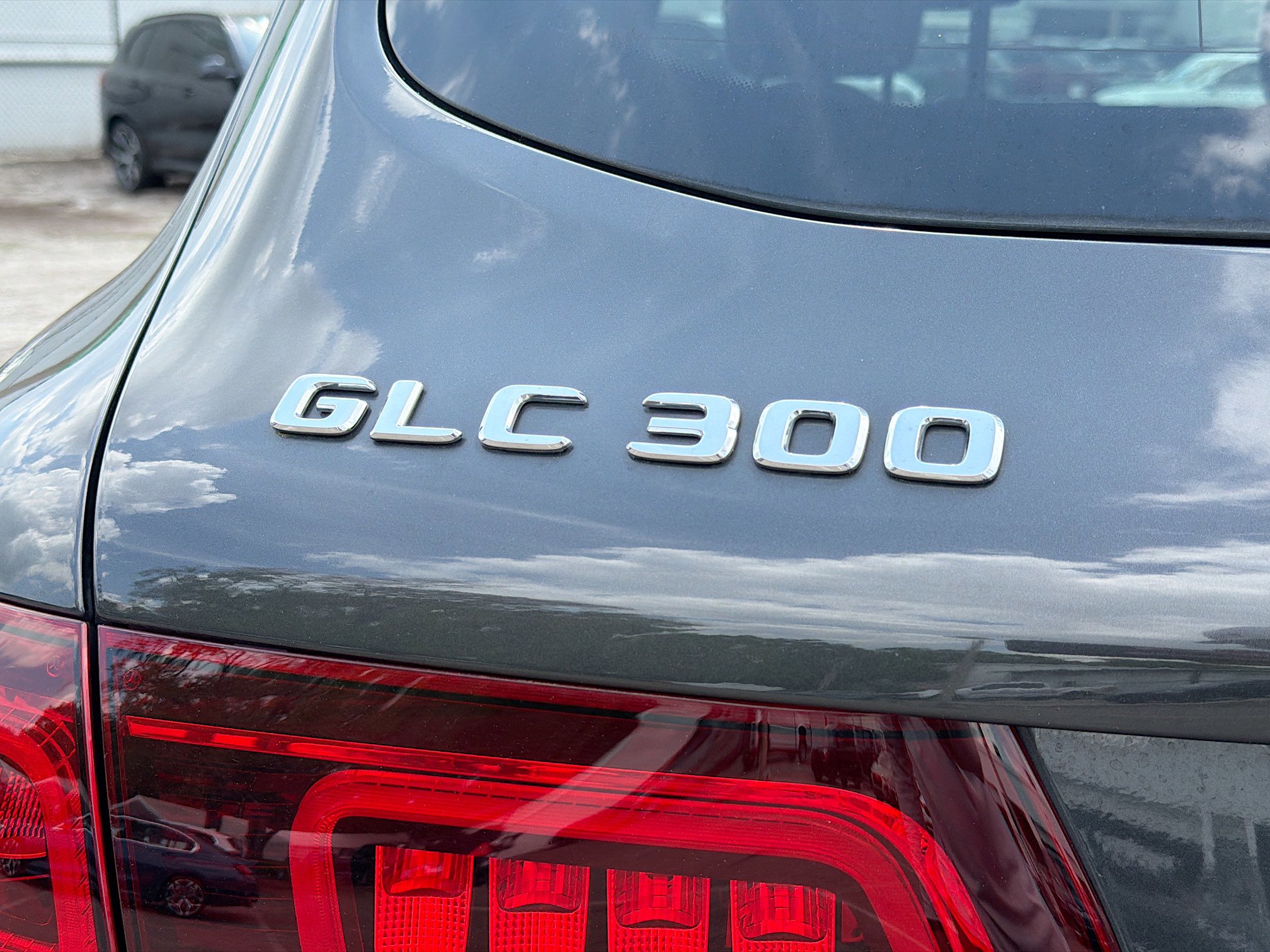 Used 2021 Mercedes-Benz GLC 300 image 11